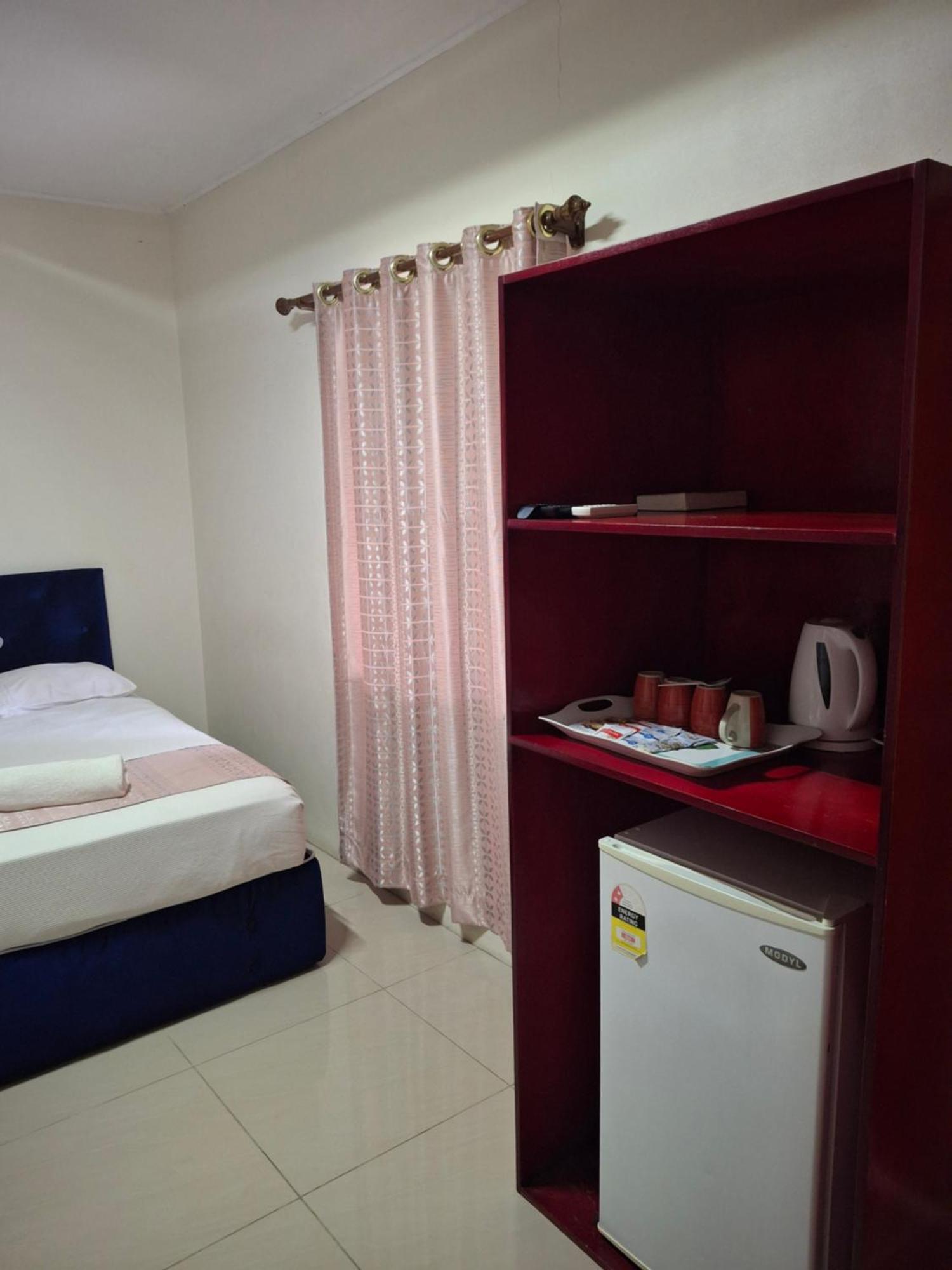 Tavua Hotel Ismail Investments Buitenkant foto